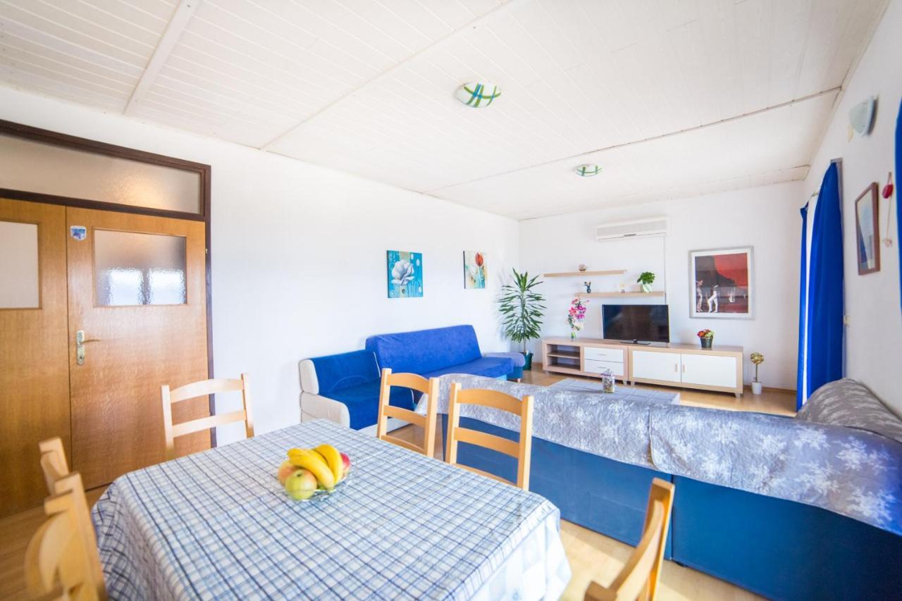 Apartment Jadranka Brist Eksteriør billede